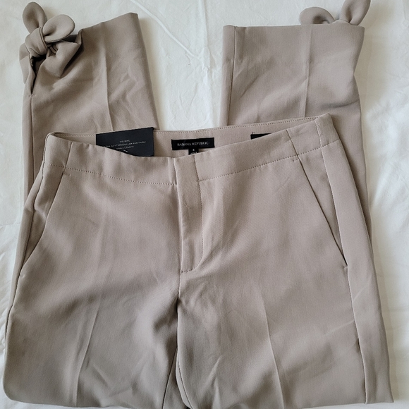 Banana Republic NWT Capri - Picture 2 of 5